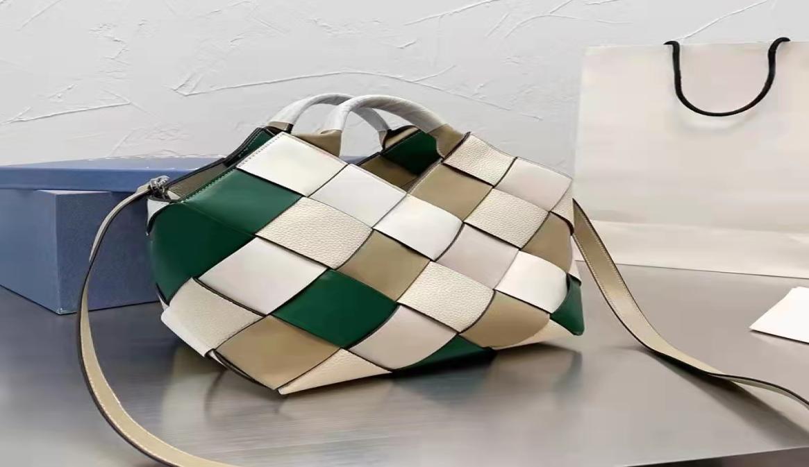 Luxury design colorful woven bag highquality leather Sturdy handbag Flower basket version Womens shopping Bags Retro style Purse