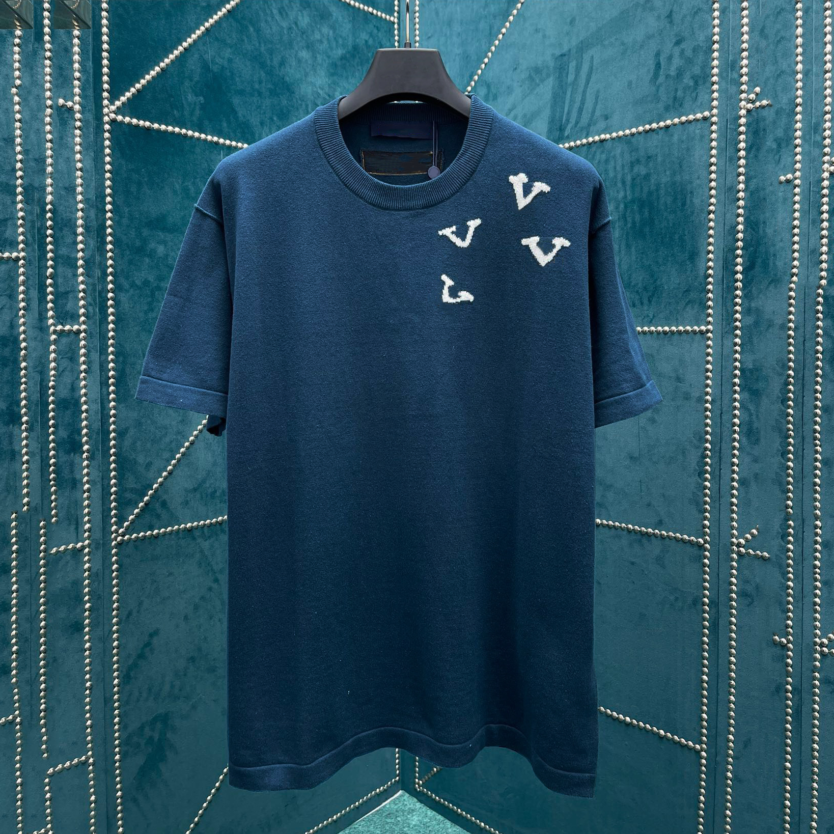 luxurious knitwear Mens fashion t shirt Designers Men Clothing tees Short Sleeve women's casual Hip Hop Streetwear Loose fitting tshirts
luxurious knitwear Mens fashion t shirt Designers Men Clothing tees Short Sleeve women's casual Hip Hop Streetwear Loose fitting tshirts