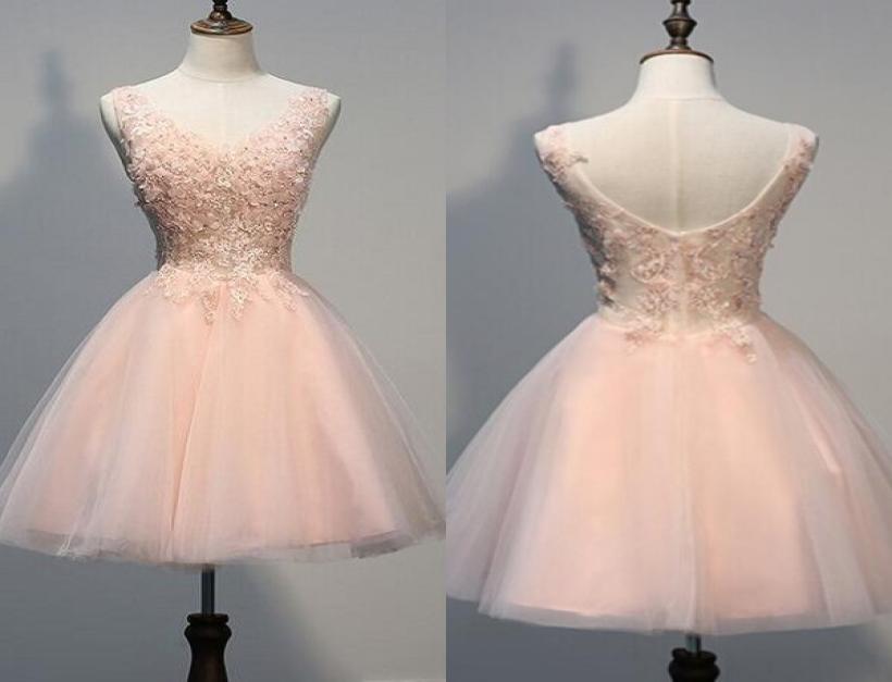 Vintage Short Blush Prom Dresses V Neck Beads Lace Appliques See Through Back Illusion Bodice Zipper up Tulle Homecoming Gowns2237773, Light sky blue
Vintage Short Blush Prom Dresses V Neck Beads Lace Appliques See Through Back Illusion Bodice Zipper up Tulle Homecoming Gowns2237773, Light sky blue