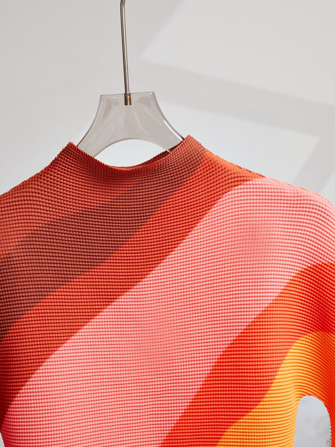 Two Piece Dress Runway Fashion Geometry Print Two Piece Set Women Long Sleeve Turtleneck Stretchy Top Long Pleated Skirt Suits Female Outfits 2024