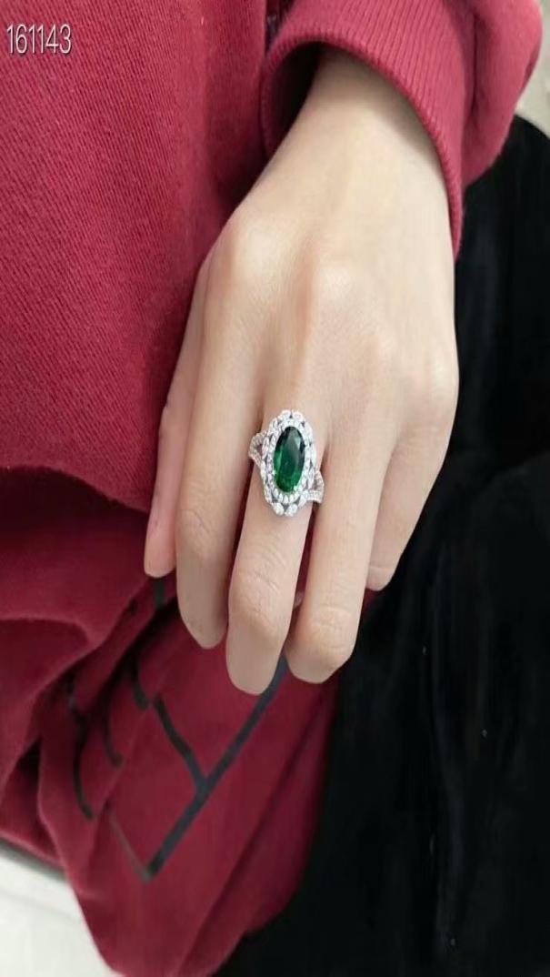 New spot emerald ring green 18karat gold inlaid emerald zircon inlaid superior green zircon