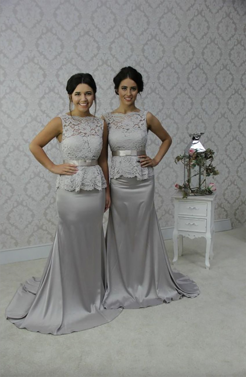 2023 Elegant Bateau Neck Sleeveless Bridesmaid Dresses Evening Dress Backless Lace Bridesmaid Dress Mermaid Sweep Train With Sash Bow