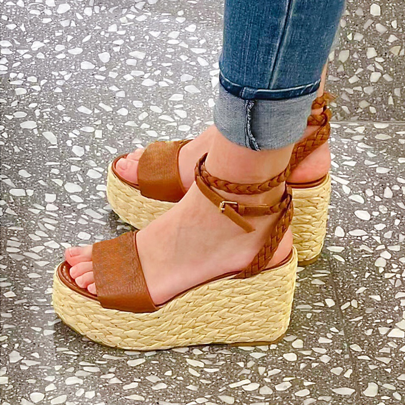 Rome women sandals Fashion metal buckle 100% Leather Luxury designer womens dress Shoe 11CM high Heeled Platform Comfortable leisure Slope heel Top quality sandal, Nude
Rome women sandals Fashion metal buckle 100% Leather Luxury designer womens dress Shoe 11CM high Heeled Platform Comfortable leisure Slope heel Top quality sandal, Nude