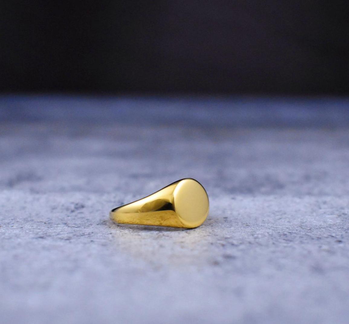 Smooth Oval Men039s Gold Color Rock Punk Ring Cool Fashion Individuality Signet Ring for Women Men Party Jewelry2500125
Smooth Oval Men039s Gold Color Rock Punk Ring Cool Fashion Individuality Signet Ring for Women Men Party Jewelry2500125