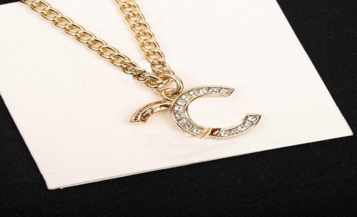 2022 Top quality Charm pendant necklace with diamond and metal design for women wedding jewelry gift have box stamp PS46841912037
2022 Top quality Charm pendant necklace with diamond and metal design for women wedding jewelry gift have box stamp PS46841912037