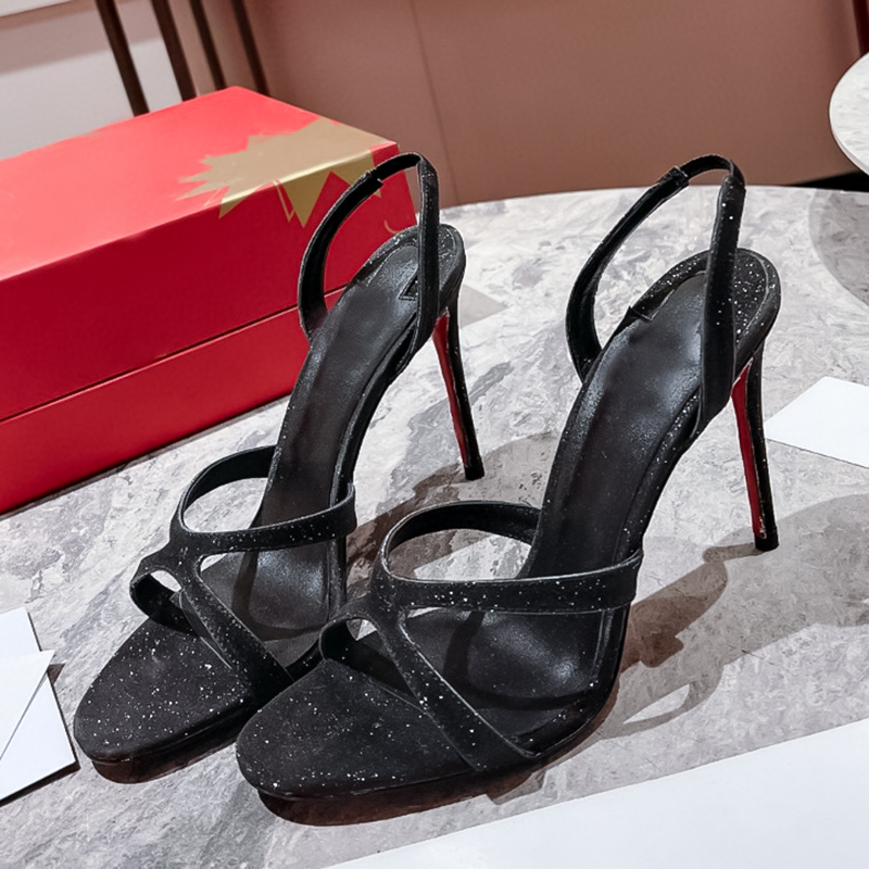 Luxury designer shoes new black glossy sexy leather wedding cross tie open toe high-end party versatile womens shoes high heels fashion sandals slim heels 10CM 35-42
Luxury designer shoes new black glossy sexy leather wedding cross tie open toe high-end party versatile womens shoes high heels fashion sandals slim heels 10CM 35-42