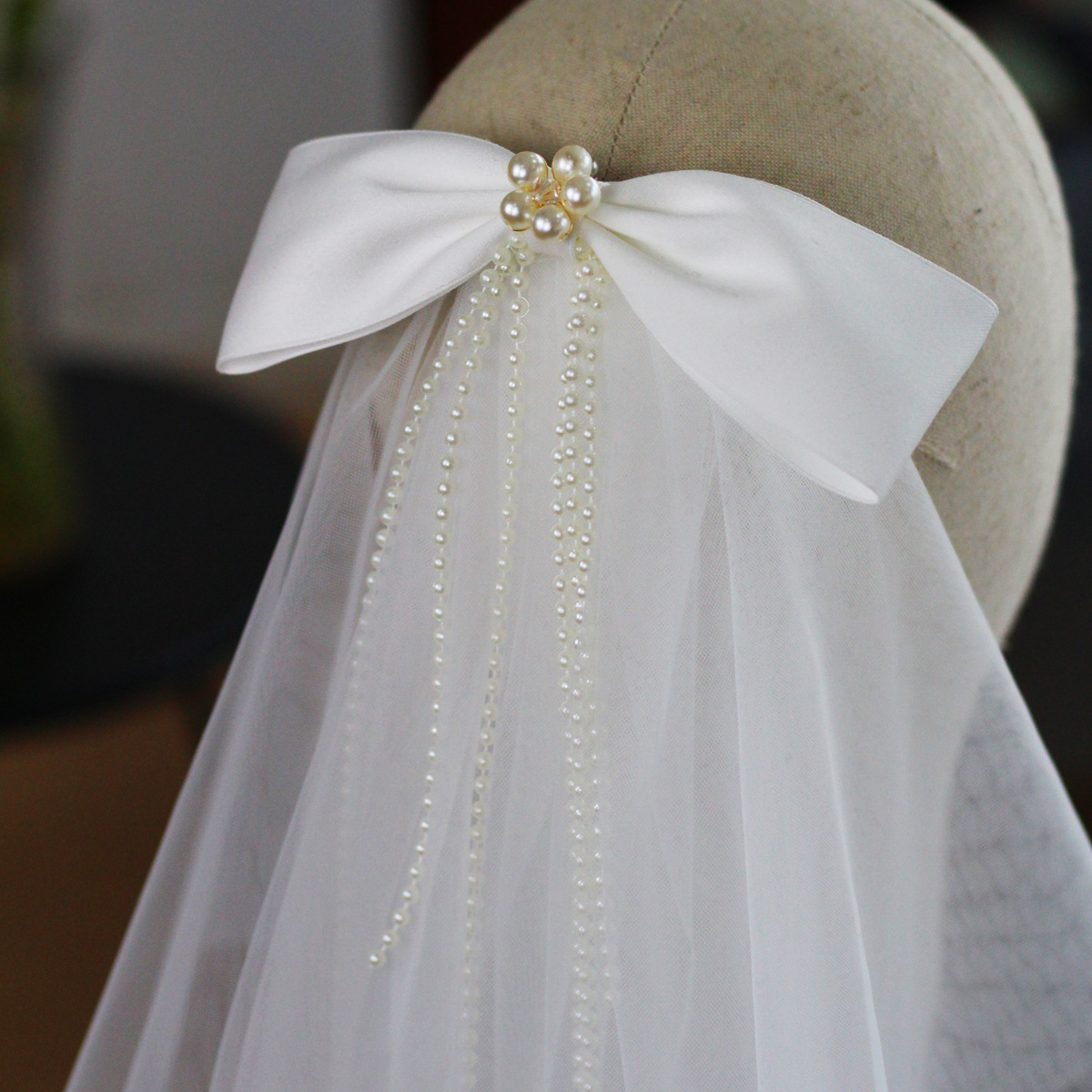 2023 Wedding Veils Short Bridal Veils Soft tulle with Pearls Big Bow