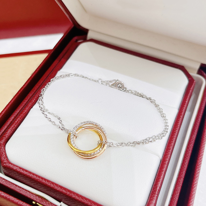 trinity Bracelet Charm Bracelet for woman designer diamond 925 silver T0P quality official reproductions classic style jewelry gift for girlfriend 002
trinity Bracelet Charm Bracelet for woman designer diamond 925 silver T0P quality official reproductions classic style jewelry gift for girlfriend 002