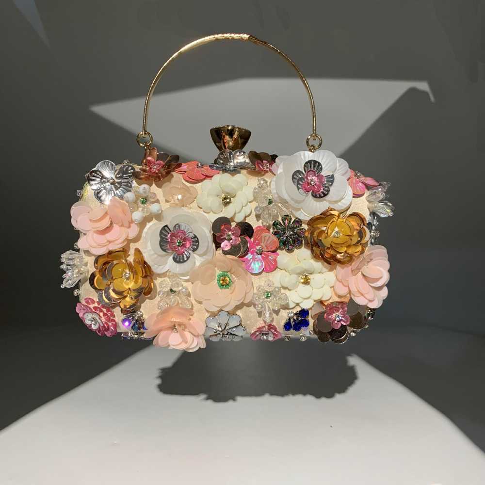 Fashion Dinner Bag Ladies Handmade Flower Pearl Clutch Bag Banquet Wedding Party Bag Handbags Purses and Handbags Pearl Bag