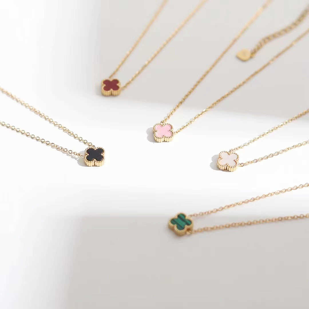 New type small clover pendant steel necklace designed by female minority light luxury fashionable and high-grade feeling clavicle chain
New type small clover pendant steel necklace designed by female minority light luxury fashionable and high-grade feeling clavicle chain