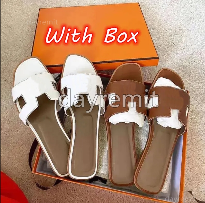 Designer Slippers Women Leather Sandals Summer Flat Sandal Scuffs Flip Flop Crocodile Skin Slides Ladies Beach Sandal Party Wedding Slipper With Box, Color 42
Designer Slippers Women Leather Sandals Summer Flat Sandal Scuffs Flip Flop Crocodile Skin Slides Ladies Beach Sandal Party Wedding Slipper With Box, Color 42