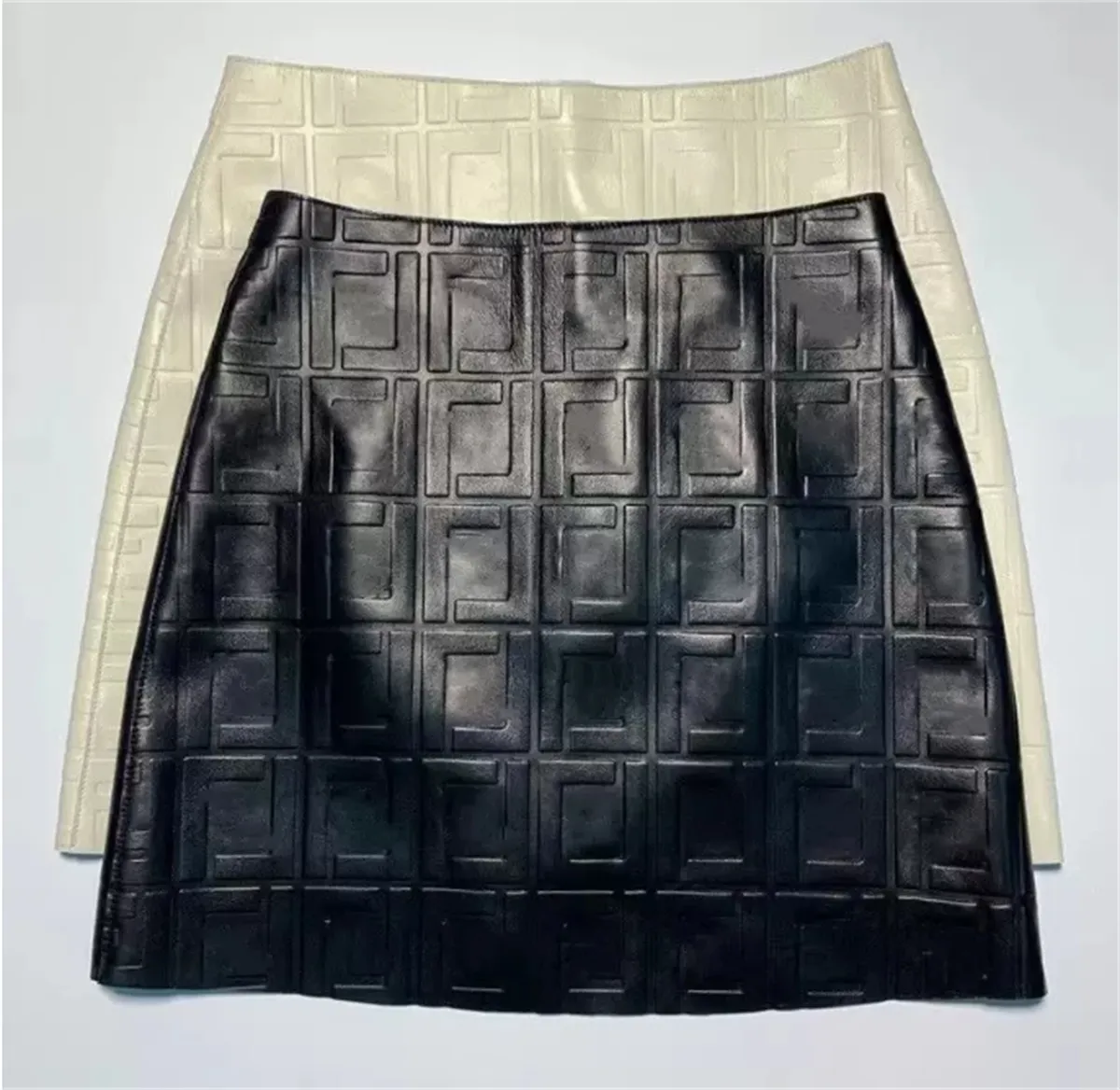 2023 Fashion Womens PU Leather Skirts Summer Shorts Designer Gentleman Side Pockets Black designer skirt Pocket Tonal Drawcord Short Pants designer skirt