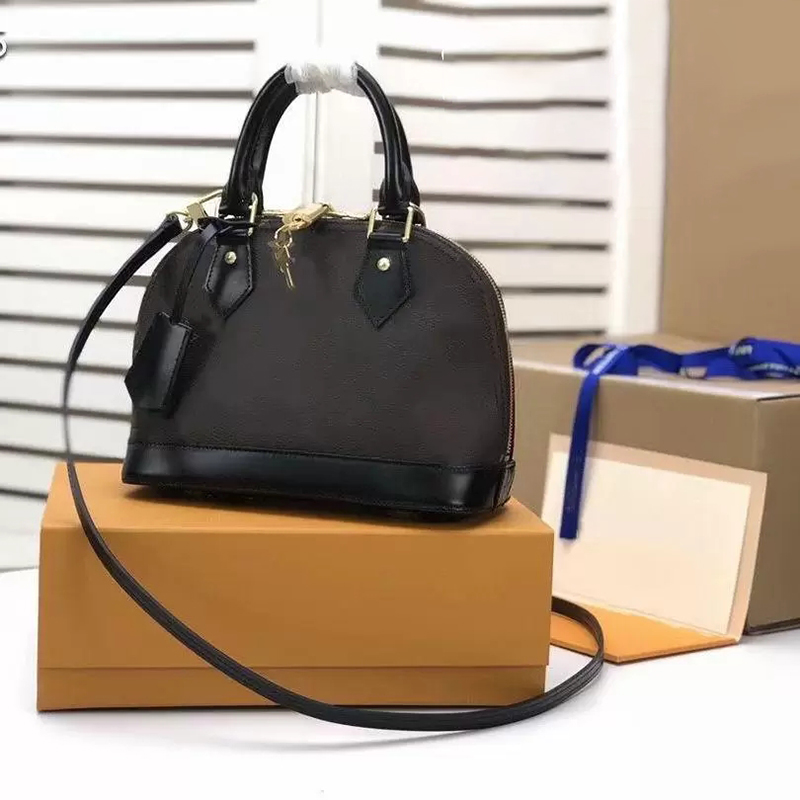 brand Designers women casual tote bag handbags high quality Famous Classic bags Ladies Handbag Large Monograms crossbody PU leather Shoulder purse 916a06 no box, As picture
brand Designers women casual tote bag handbags high quality Famous Classic bags Ladies Handbag Large Monograms crossbody PU leather Shoulder purse 916a06 no box, As picture