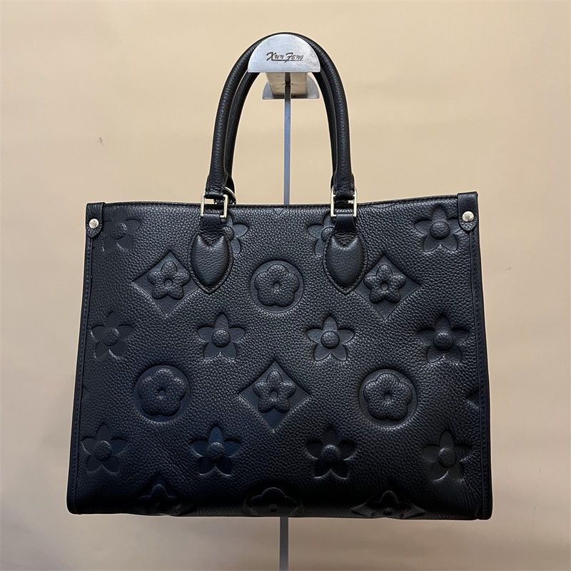 Designers Women Bag Embossed Black flower Monograms ONTHEGO GM MM Bags louiseitys Handbag viutonitys Purse The Tote Shoulder Crossbody Female Backpack ON THE GO, Mm 33*27*14cm
Designers Women Bag Embossed Black flower Monograms ONTHEGO GM MM Bags louiseitys Handbag viutonitys Purse The Tote Shoulder Crossbody Female Backpack ON THE GO, Mm 33*27*14cm