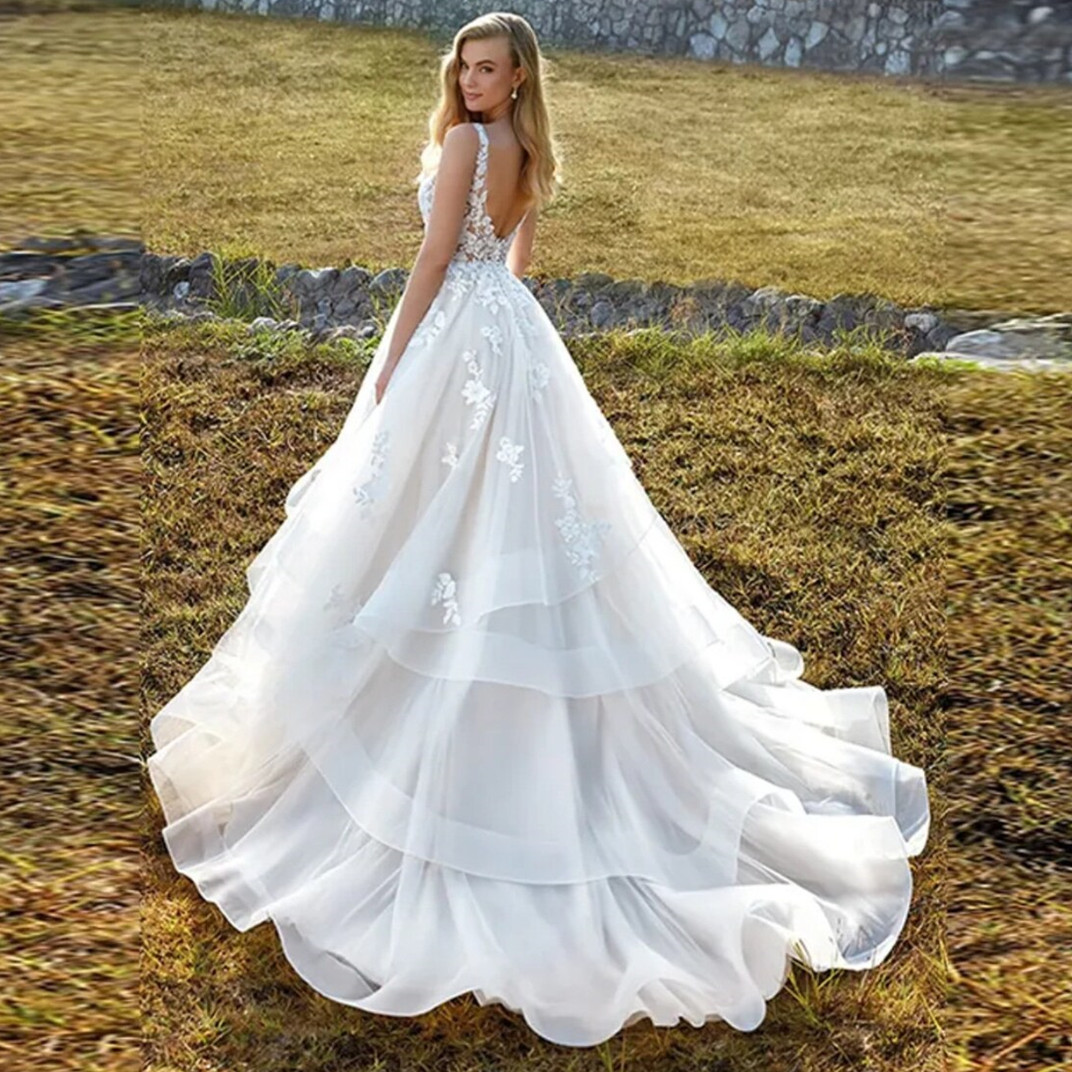 A Line V Neck Wedding Dress Ruched Long Sleeveless Bridal Gowns Floor Length Bride Dress Robe De Mariee