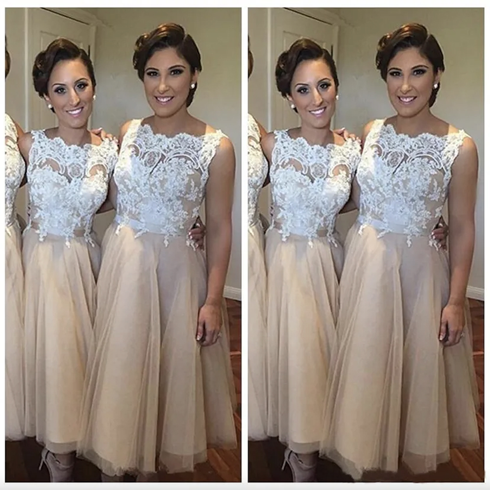 2023 Vintage Short Bridesmaid Dress With White Lace Appliques Champagne Tulle Maid Of The Bride Gown Plus Size Vestidos de Bridesmaids Dress