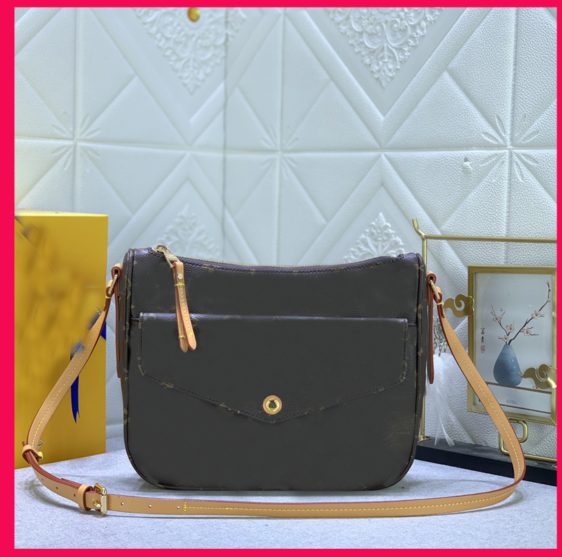 2023 new womens Evening Bags Crossbody designer Genuine Leather handbag Designers bag Shoulder mini Women Luxurys Cross body handbags high quality M41679, As show
2023 new womens Evening Bags Crossbody designer Genuine Leather handbag Designers bag Shoulder mini Women Luxurys Cross body handbags high quality M41679, As show