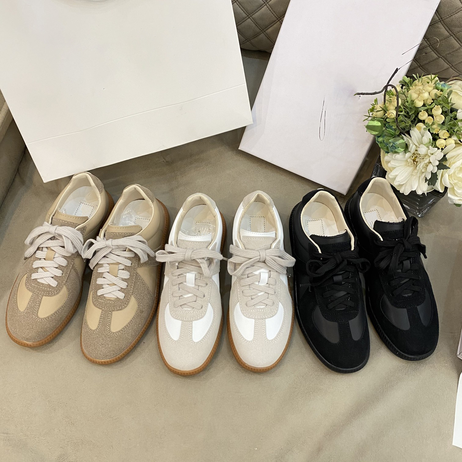 Designer Mens Women MM6 Margiela Gazelle Canvas Shoes German training shoes PARIS Running Sports Trainers, Color2
Designer Mens Women MM6 Margiela Gazelle Canvas Shoes German training shoes PARIS Running Sports Trainers, Color2