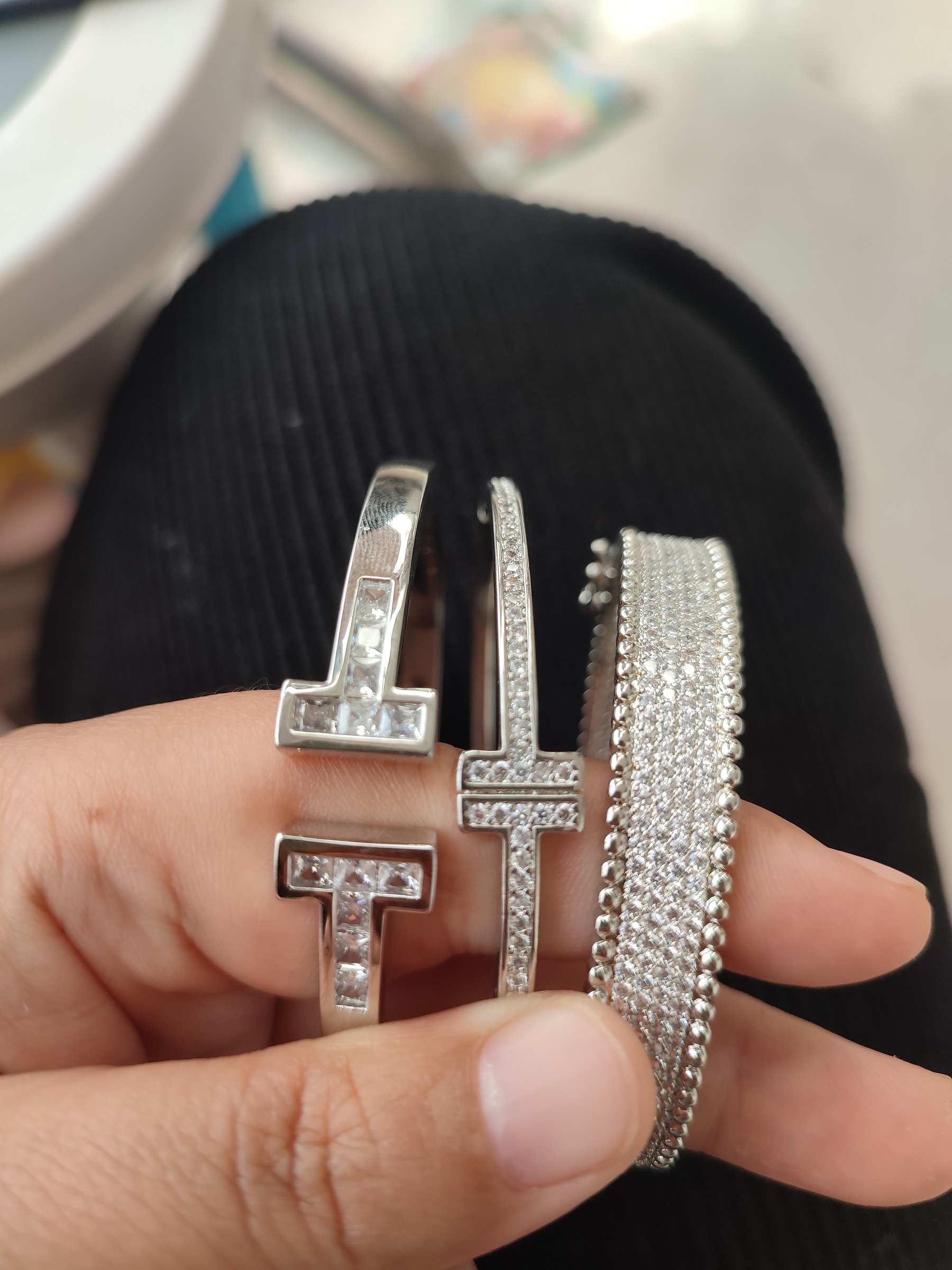 gold Luxury link chain diamond Bracelets Pendants for women men open designer jewelry high quality Fashion Party Christmas Wedding gifts Birthday evening dinner
gold Luxury link chain diamond Bracelets Pendants for women men open designer jewelry high quality Fashion Party Christmas Wedding gifts Birthday evening dinner