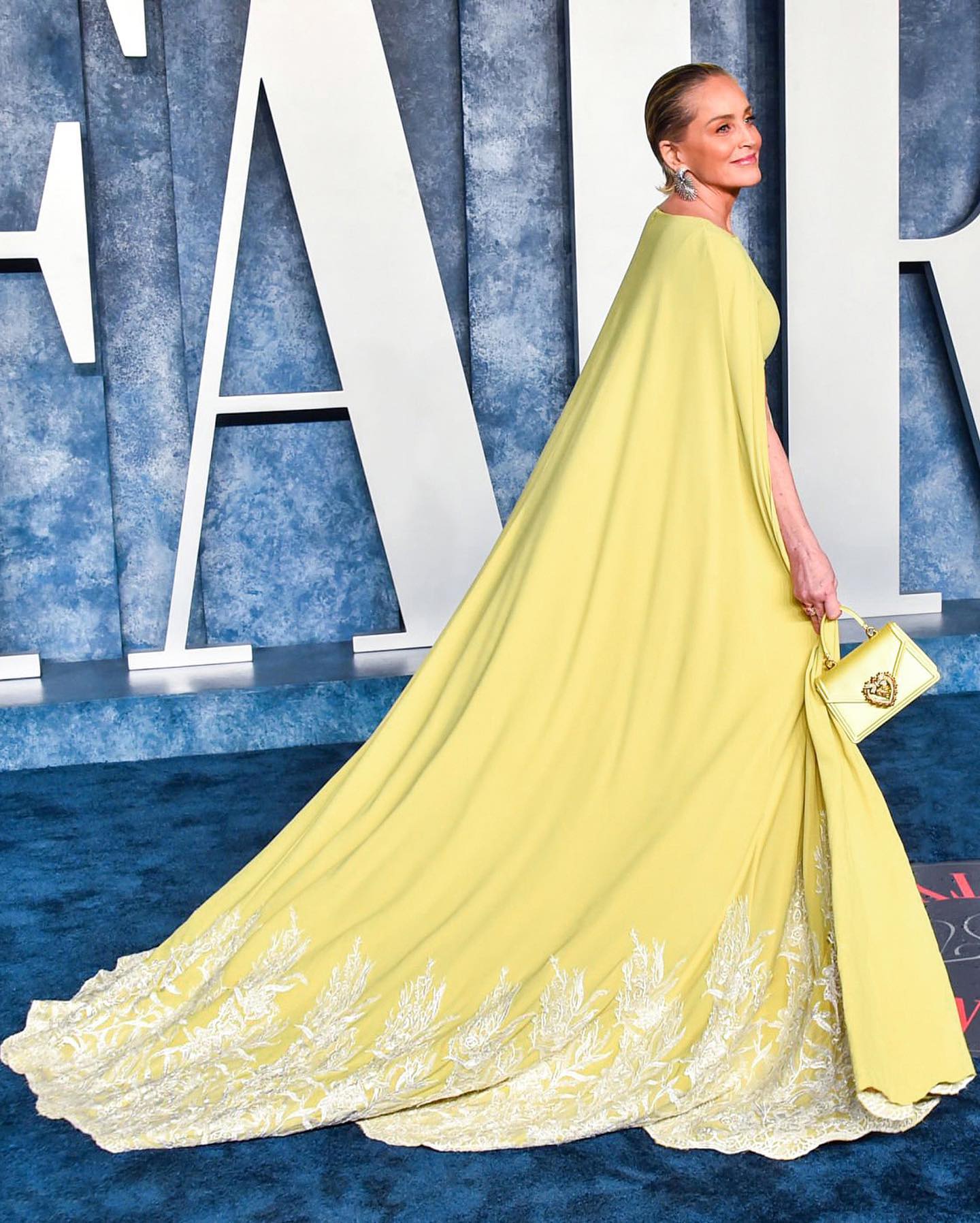 Elegant Mother of The Bride Suits Jewel Applicants Mermaid Cappa Court Gown Wedding Guest Dress Custom Plus Size Mother Gowns