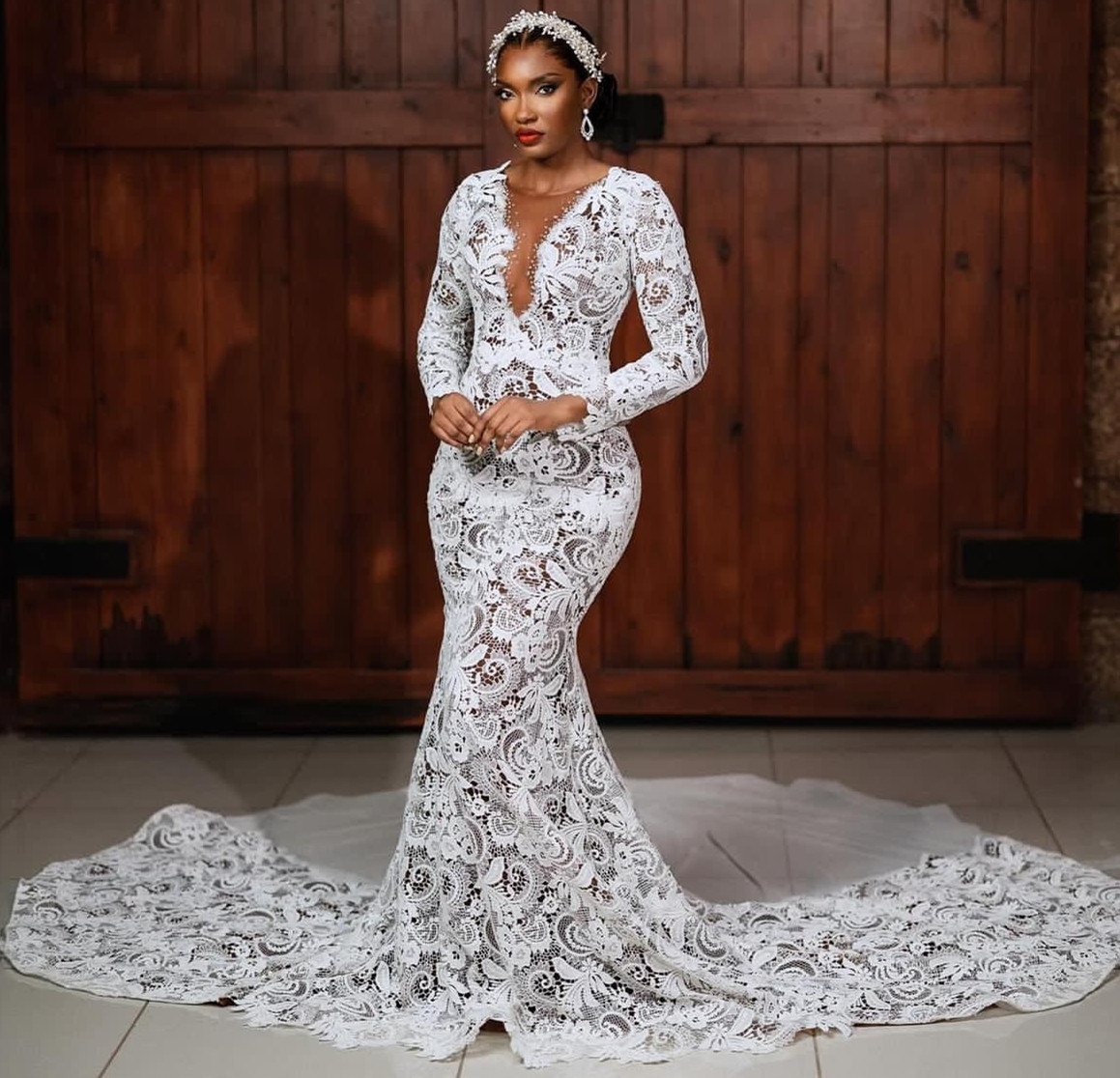 2023 Nov Arabic Aso Ebi Plus Size Lace Mermaid White Wedding Dress Beaded See Through Bridal Gowns Dresses ZJ222