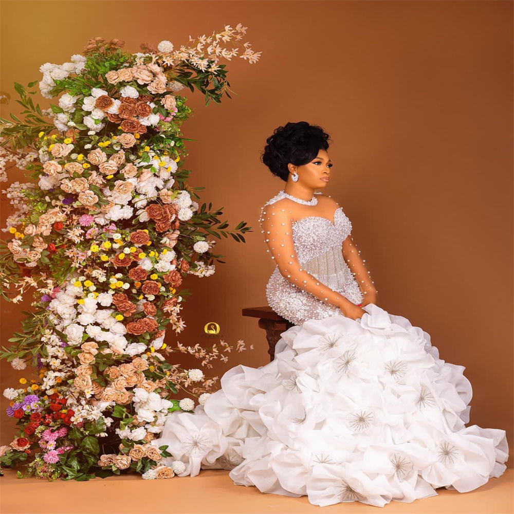 2023 Nov Arabic Aso Ebi Plus Size Mermaid White Wedding Dress Beaded Pearls Tiers Organza Bridal Gowns Dresses ZJ302