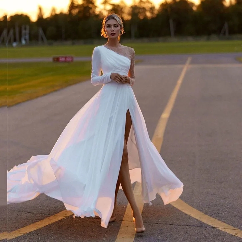 Sexy Long Sleeves Beach Wedding Dress Illusion Pearls Beaded Boho Chiffon Mariage Bridal Gowns With Side Split A-Line Robe De Mariee