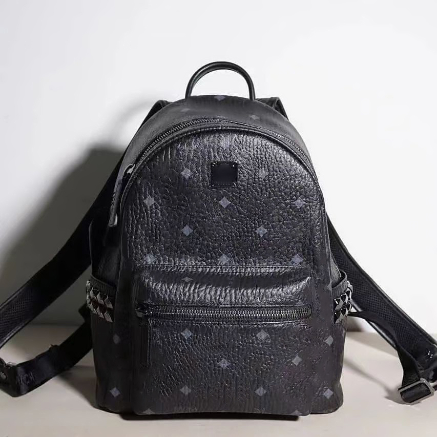 Luxury MC backpack bag designer women's Classic Rivet Genuine Leather handbags schoolbag mens fashion back pack Embossed pochettes shoulder clutch crossbody Bags, Black
Luxury MC backpack bag designer women's Classic Rivet Genuine Leather handbags schoolbag mens fashion back pack Embossed pochettes shoulder clutch crossbody Bags, Black
