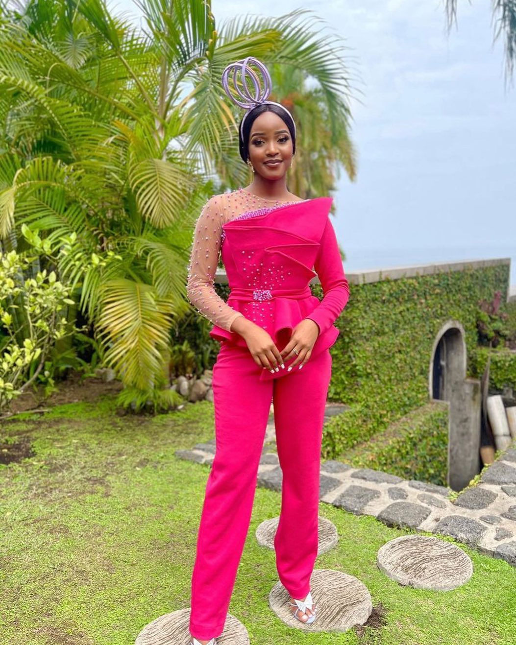 Chic Hot Pink Jumpsuit Prom Dress 2023 With Pearls Long Sleeve Black Girls African Pant Outfits Vintage Graduation Evening Wear Aso Ebi Formal Party O