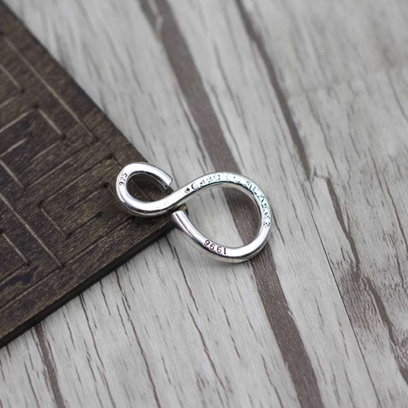 H04 S925 Sterling Silver Keychain Fashion Car Keychain Bag Buckle S-shaped Cross Flower Letter Pendant Versatile Personalized Punk Hip Hop Jewelry Sty