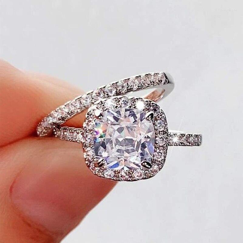 Wedding Rings 2pcs Big Clear CZ Cubic Zirconia Decor Ring For Women Jewelry Gift 
Wedding Rings 2pcs Big Clear CZ Cubic Zirconia Decor Ring For Women Jewelry Gift