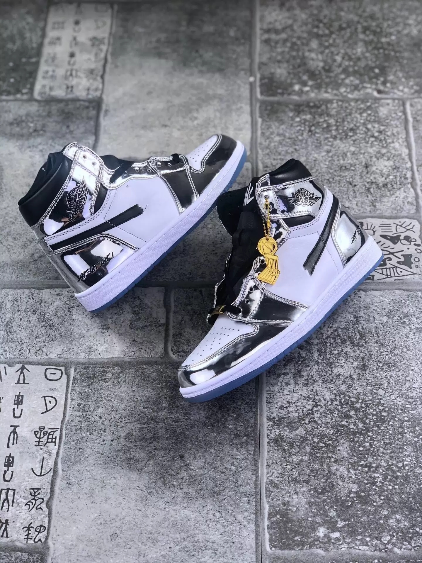 Basketball Shoes 1 Pass The Torch Chrome White Turbo Green Black Jumpman 1 OG Rte Outdoor Shoes Sneaker Sports With Original Box