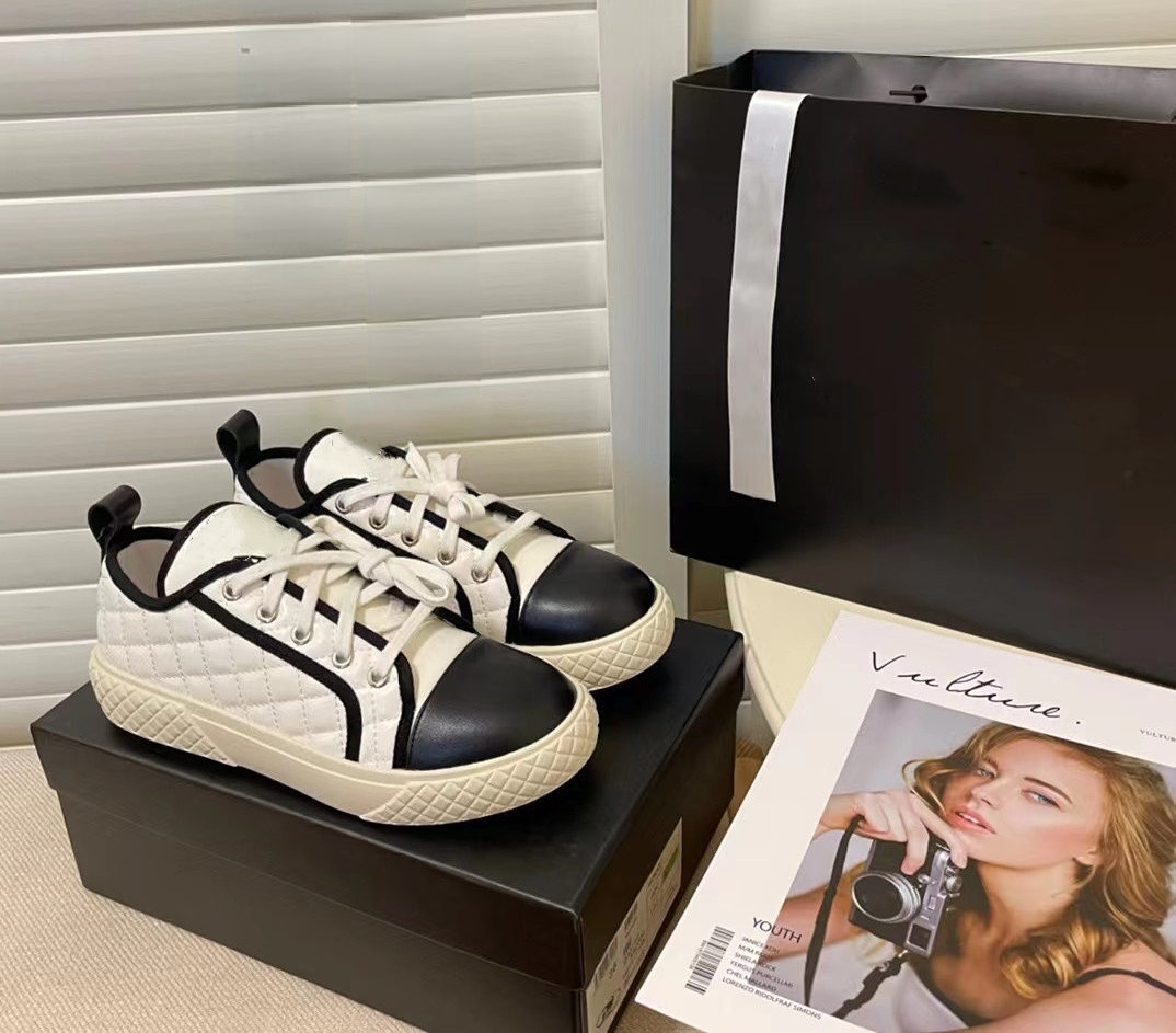 Ling Lattice Embroidery Line Small White Shoes 2023 Summer New Color Match Round Head Lace-up Inside Heightening Flat Leisure Board Shoes, Pink
Ling Lattice Embroidery Line Small White Shoes 2023 Summer New Color Match Round Head Lace-up Inside Heightening Flat Leisure Board Shoes, Pink
