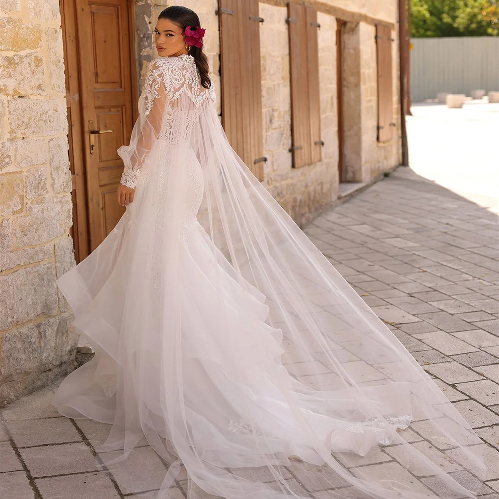 Spaghetti Strap Mermaid Wedding Dresses with Jacket Lace Appliques Ruffles Bottom Bridal Gown Sweep Train Garden Robe De Mariee