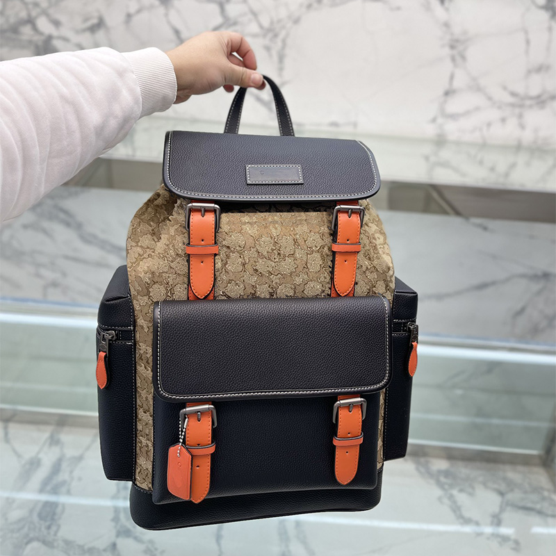 luxury designer backpack handbag letter designer luxury backpack large capacity Temperament hiking bag versatile gift backpack Material Leather styles good, White+dust bag
luxury designer backpack handbag letter designer luxury backpack large capacity Temperament hiking bag versatile gift backpack Material Leather styles good, White+dust bag