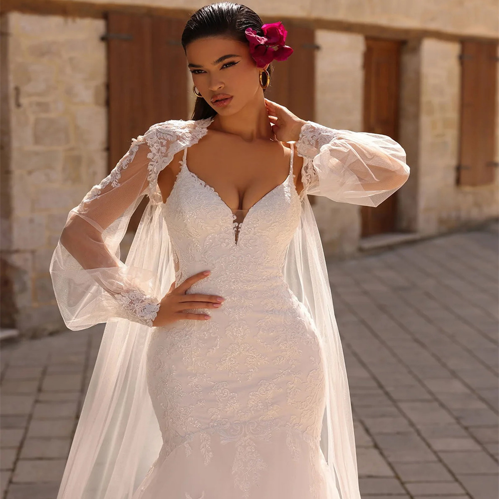 Spaghetti Strap Mermaid Wedding Dresses with Jacket Lace Appliques Ruffles Bottom Bridal Gown Sweep Train Garden Robe De Mariee