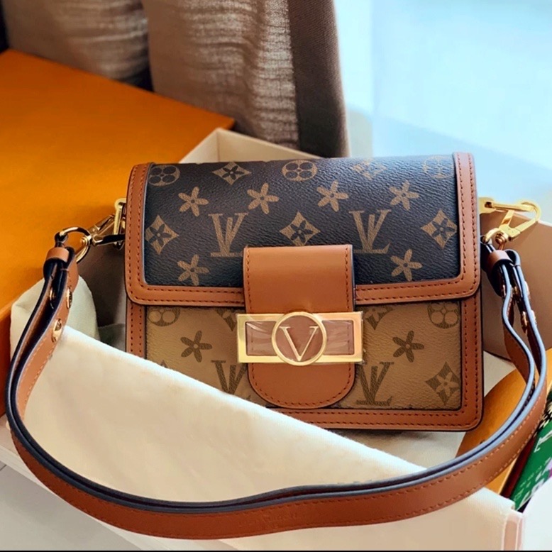 Designer Bags Shoulder DAUPHINE Fashion Crossbody Chain Handbags Women High Quality Luxurys Leather Hobo Totes Messenger Bag Purse Wallet M44391
Designer Bags Shoulder DAUPHINE Fashion Crossbody Chain Handbags Women High Quality Luxurys Leather Hobo Totes Messenger Bag Purse Wallet M44391