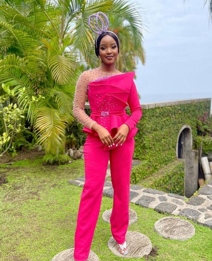 Chic Hot Pink Jumpsuit Prom Dress 2023 With Pearls Long Sleeve Black Girls African Pant Outfits Vintage Graduation Evening Wear Aso Ebi Formal Party O