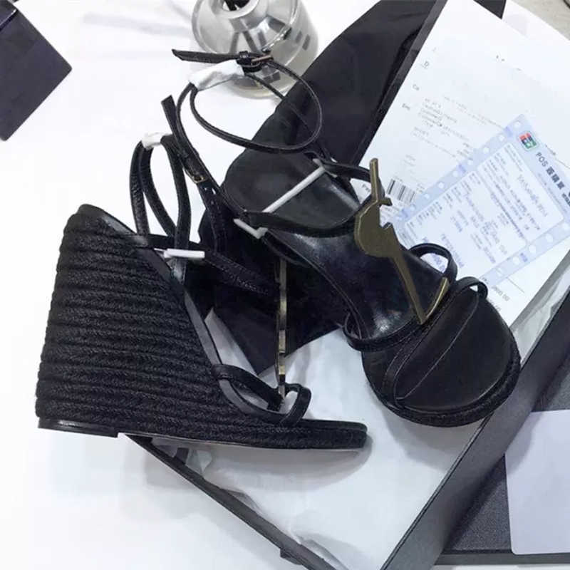 Designer Wedge Sexy Sandals Espadrilles Cassandra Leather Heels Women Black Sandals10.5 CM Heel Adjustable Buckle Wedding Dress Shoes With Box NO325
Designer Wedge Sexy Sandals Espadrilles Cassandra Leather Heels Women Black Sandals10.5 CM Heel Adjustable Buckle Wedding Dress Shoes With Box NO325
