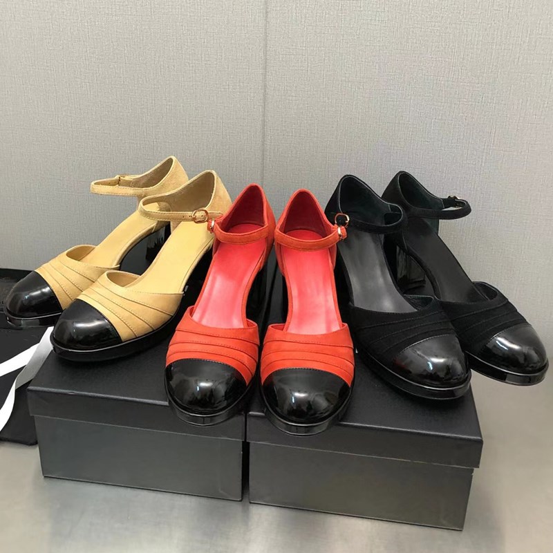 New Women's Sandals Womens Luxurys Designers Shoes Summer Shoes For Women Sandals Wedding Bottoms with box dust 35-41size, Nude
New Women's Sandals Womens Luxurys Designers Shoes Summer Shoes For Women Sandals Wedding Bottoms with box dust 35-41size, Nude