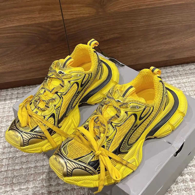 Top Design 3XL Sneakers Shoes Track 9 9.0 Men Women Retro Casual Black White Yellow Mesh Nylon Designer Personalized Shoelaces Runner Sports EU35-46
Top Design 3XL Sneakers Shoes Track 9 9.0 Men Women Retro Casual Black White Yellow Mesh Nylon Designer Personalized Shoelaces Runner Sports EU35-46