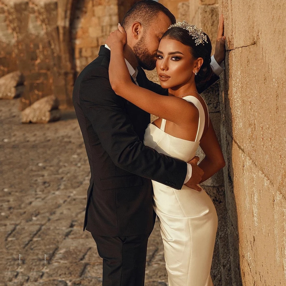 Sexy Square Wedding Dress Side Split Ruched Bridal Gowns Women Formal Party Gowns Robes De Mariee Brides Vestidos