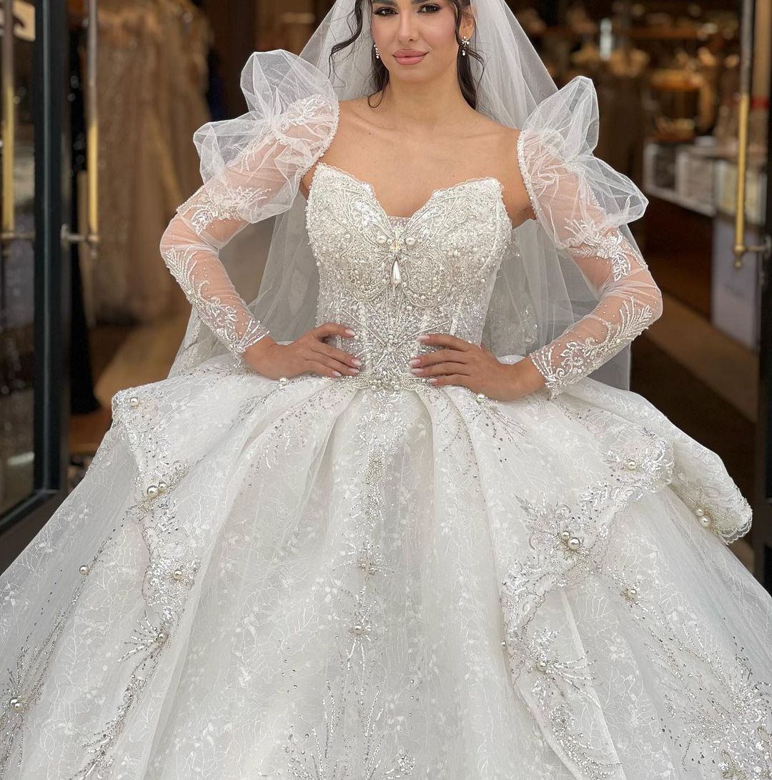 Luxury Ball Gown Wedding Dresses Long Sleeves V Neck Sequins Appliques Ruffles Bridal Gowns Diamonds Pearls Formal Dress Plus Size Custom Made Vestido