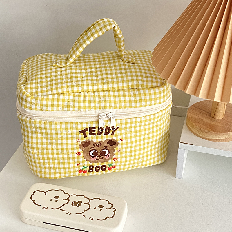 Cosmetic Bags Cases Portable women's toilet cover quilted cotton makeup bag women's zippered makeup bag 230406