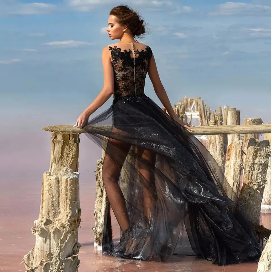 Black A Line Floral Wedding Dresses For Women Sweethearts Lace Detachable Train Button Bridal Gown Sexy Backless