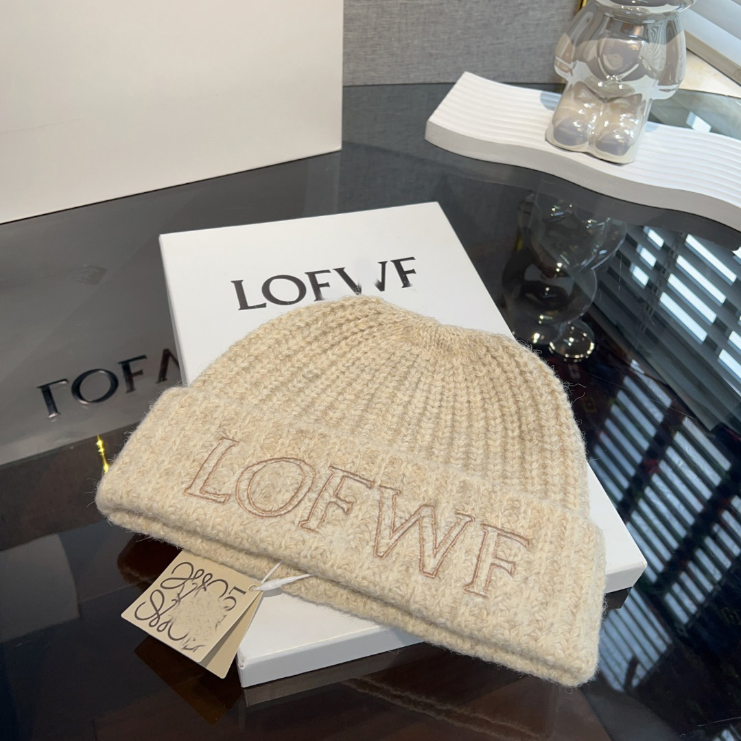 Classic Cashmere Knitted Hat Loewf Women's Beanie Cap Winter Men's Woollen W Designer Beanie