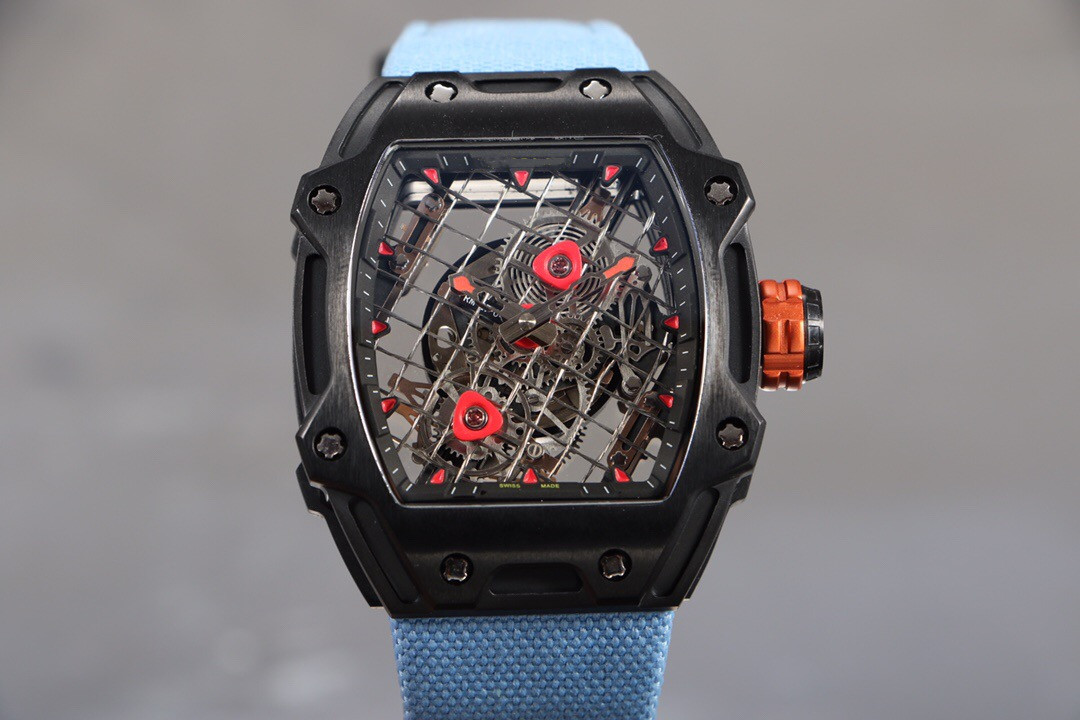 ZY RM27-04 watch features a fully automatic mechanical movement sapphire glass mirror carbon fiber case with a natural rubber strap, As shown
ZY RM27-04 watch features a fully automatic mechanical movement sapphire glass mirror carbon fiber case with a natural rubber strap, As shown