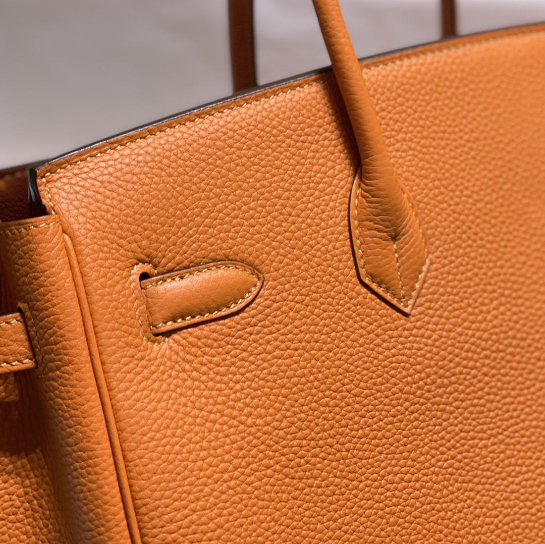 7A top-quality totes Birkin bag women Handmade fashion purse cowhide leather Togo Luxury designer Handbags imitation brands with Gift box, Black silver stock
7A top-quality totes Birkin bag women Handmade fashion purse cowhide leather Togo Luxury designer Handbags imitation brands with Gift box, Black silver stock