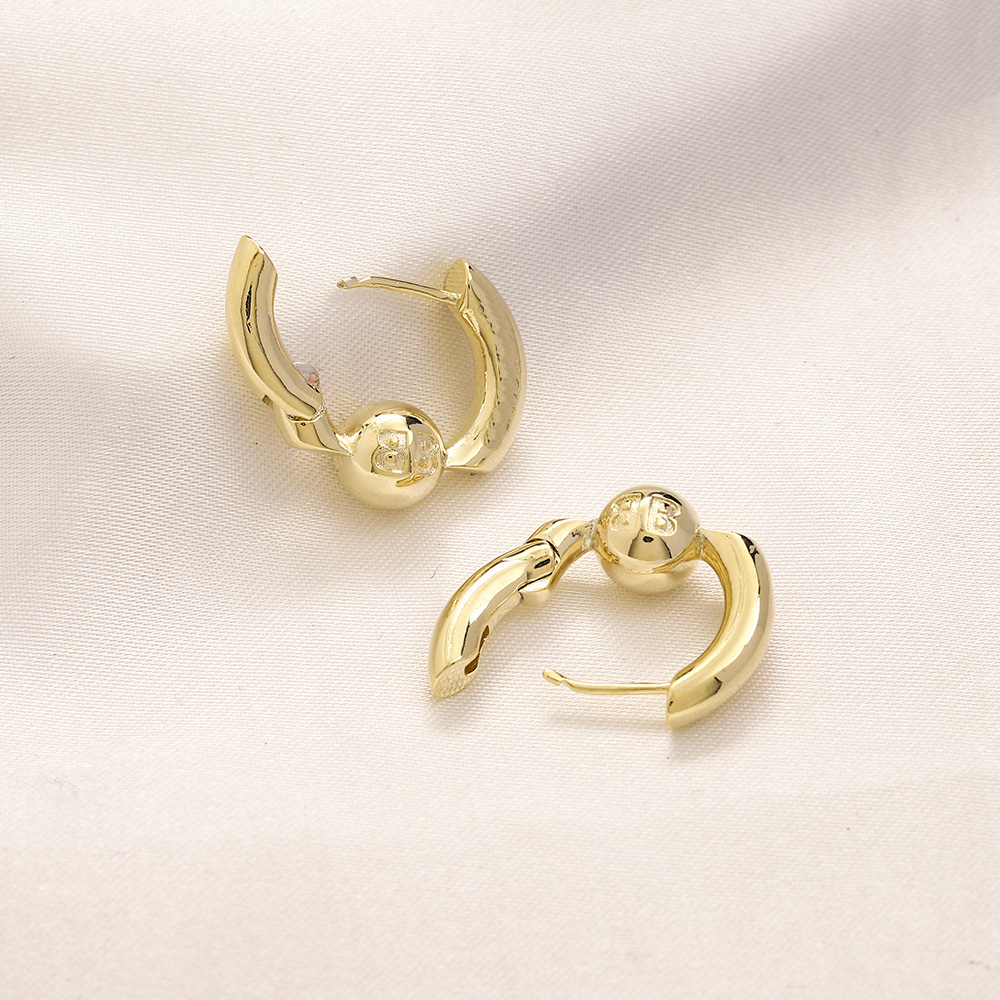 Classic Designer Earrings Charm 18K Gold Plated Earrings Designer Gift Jewelry Earrings 925 Silver Fashion Party Jewelry Accessories Stainless Steel ZG2272
Classic Designer Earrings Charm 18K Gold Plated Earrings Designer Gift Jewelry Earrings 925 Silver Fashion Party Jewelry Accessories Stainless Steel ZG2272
