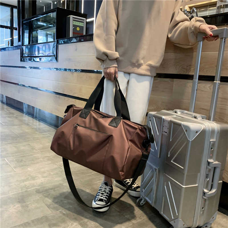 Duffel Bags 2023 New Large Capacity Letter Short Distance Travel Bag Fashion Men s and Women s One Shoulder Portable Sports Fitness Luggage 230406, Black
Duffel Bags 2023 New Large Capacity Letter Short Distance Travel Bag Fashion Men s and Women s One Shoulder Portable Sports Fitness Luggage 230406, Black